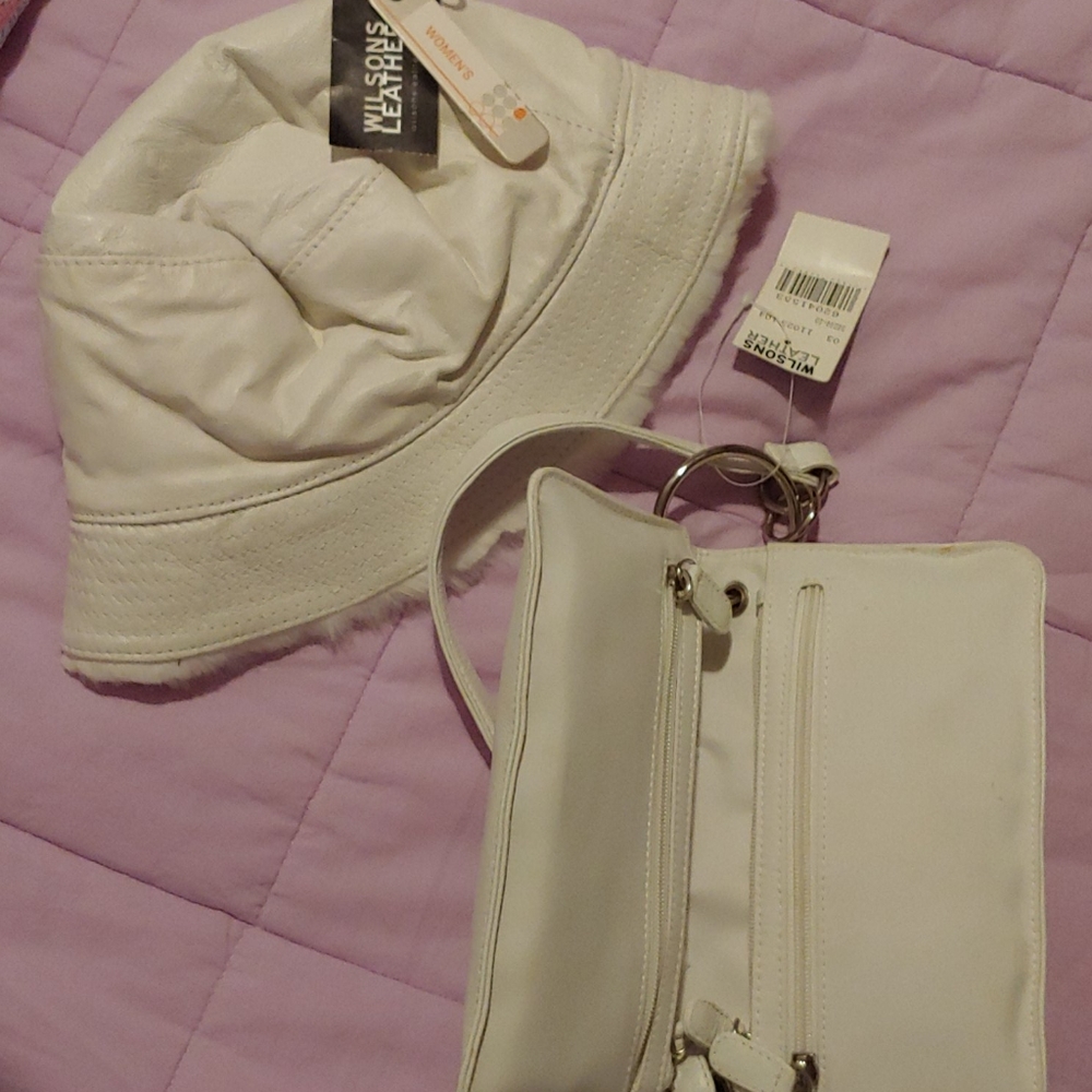 Set hat and purse
